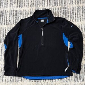 Nike Women’s 1/2 Zip Black and Blue Therma-Fit Pullover-Medium